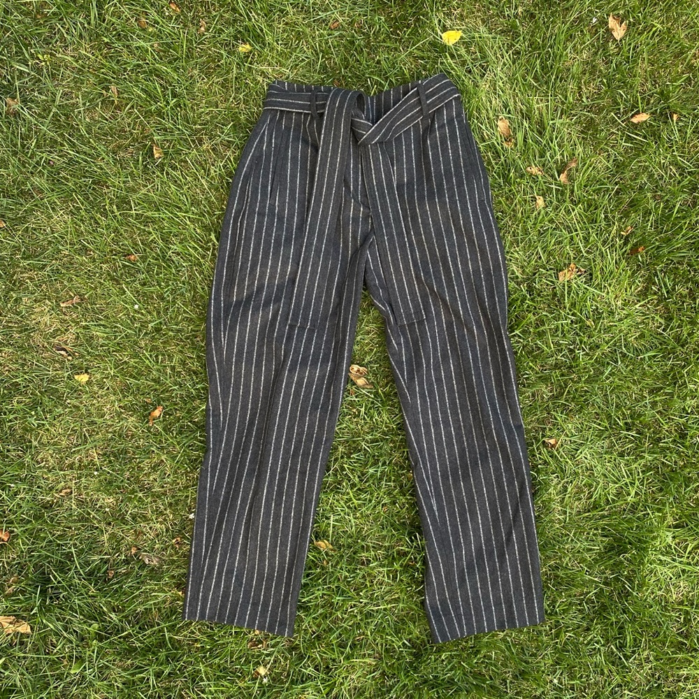 Wilfred Aritzia Wool Cropped Trouser Pant